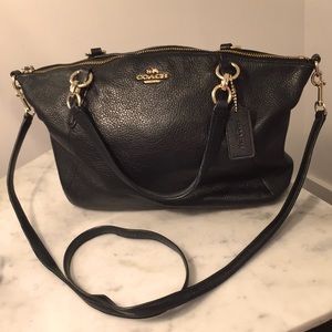 Black leather Coach Handbag/shoulder bag